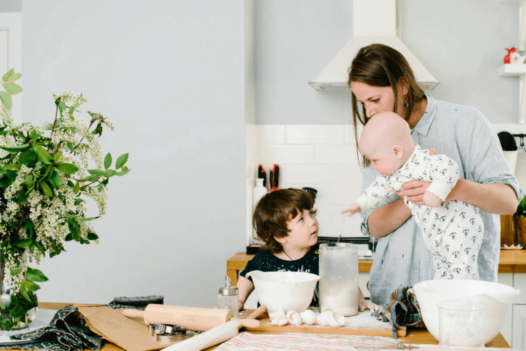 How to feed your family well during postpartum